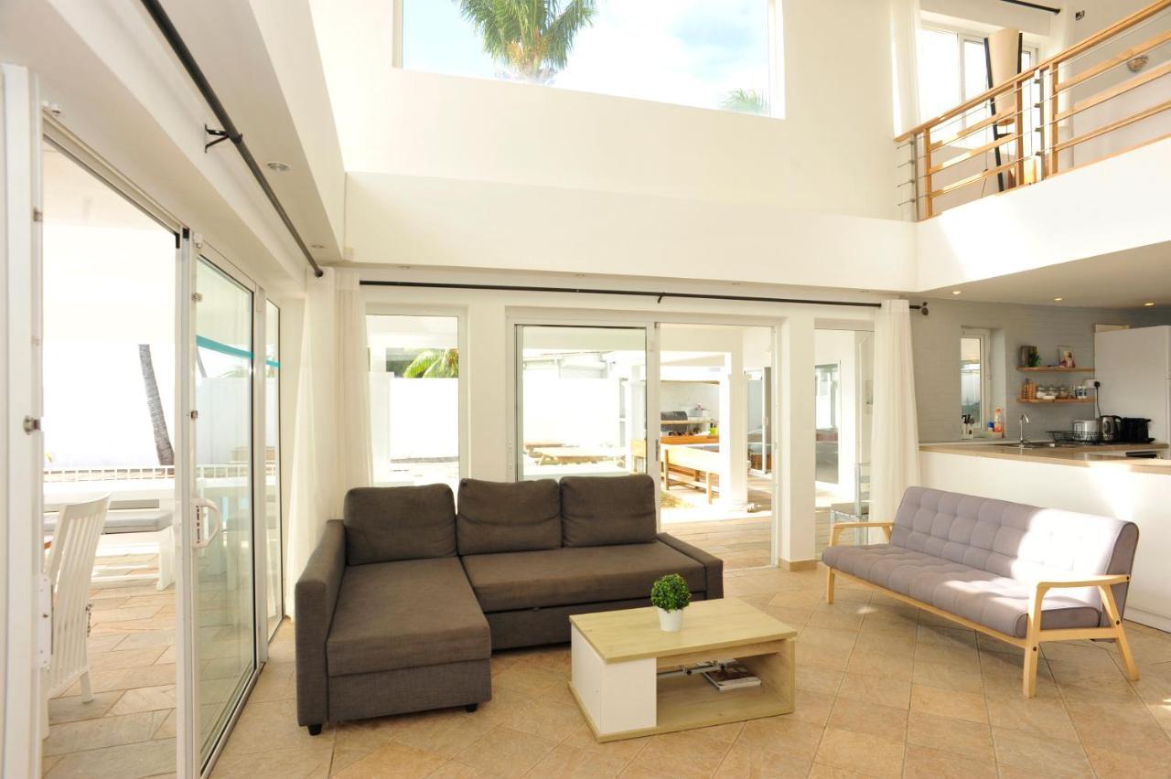 The Beach House - West Coast Mauritius Ривьер-Нуар Экстерьер фото