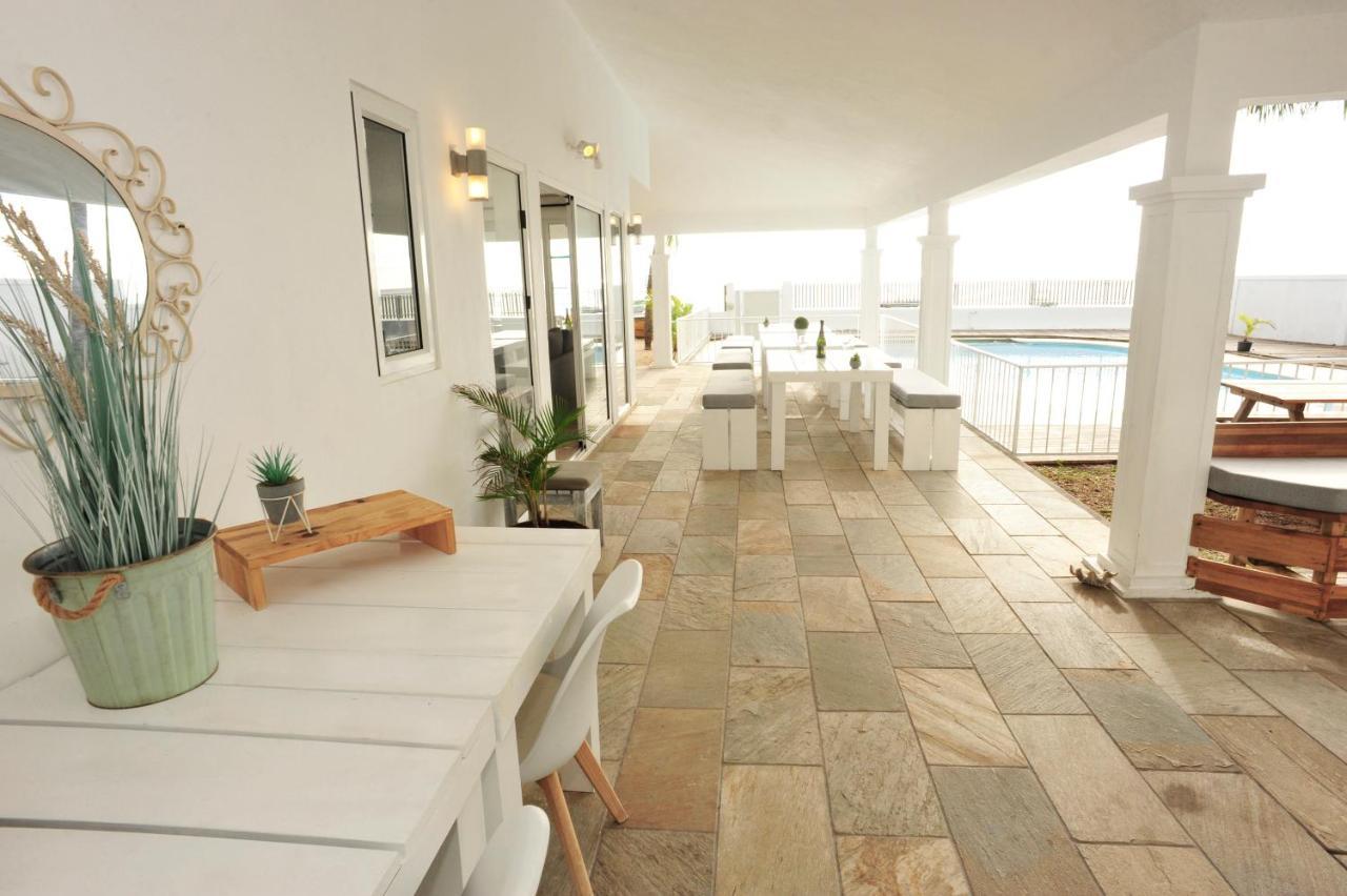 The Beach House - West Coast Mauritius Ривьер-Нуар Экстерьер фото